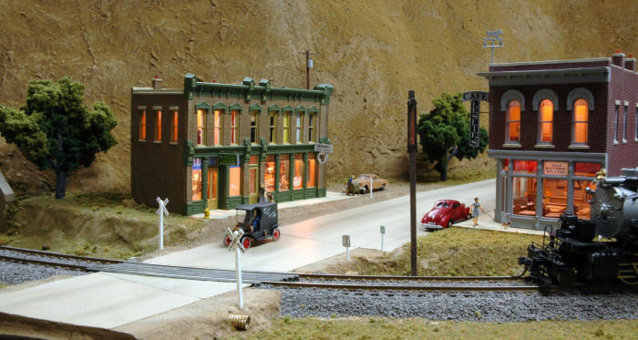 Chelan grade crossing